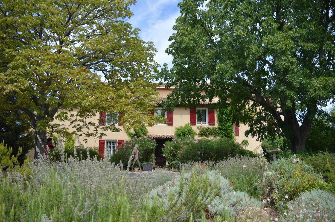 Le Clos Des Freres Gris Bed & Breakfast Екс ан Прованс Екстериор снимка